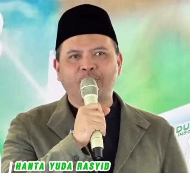 Direktur Eksekutif Poltracking Indonesia, Hanta Yuda Rasyid. [Instagram]